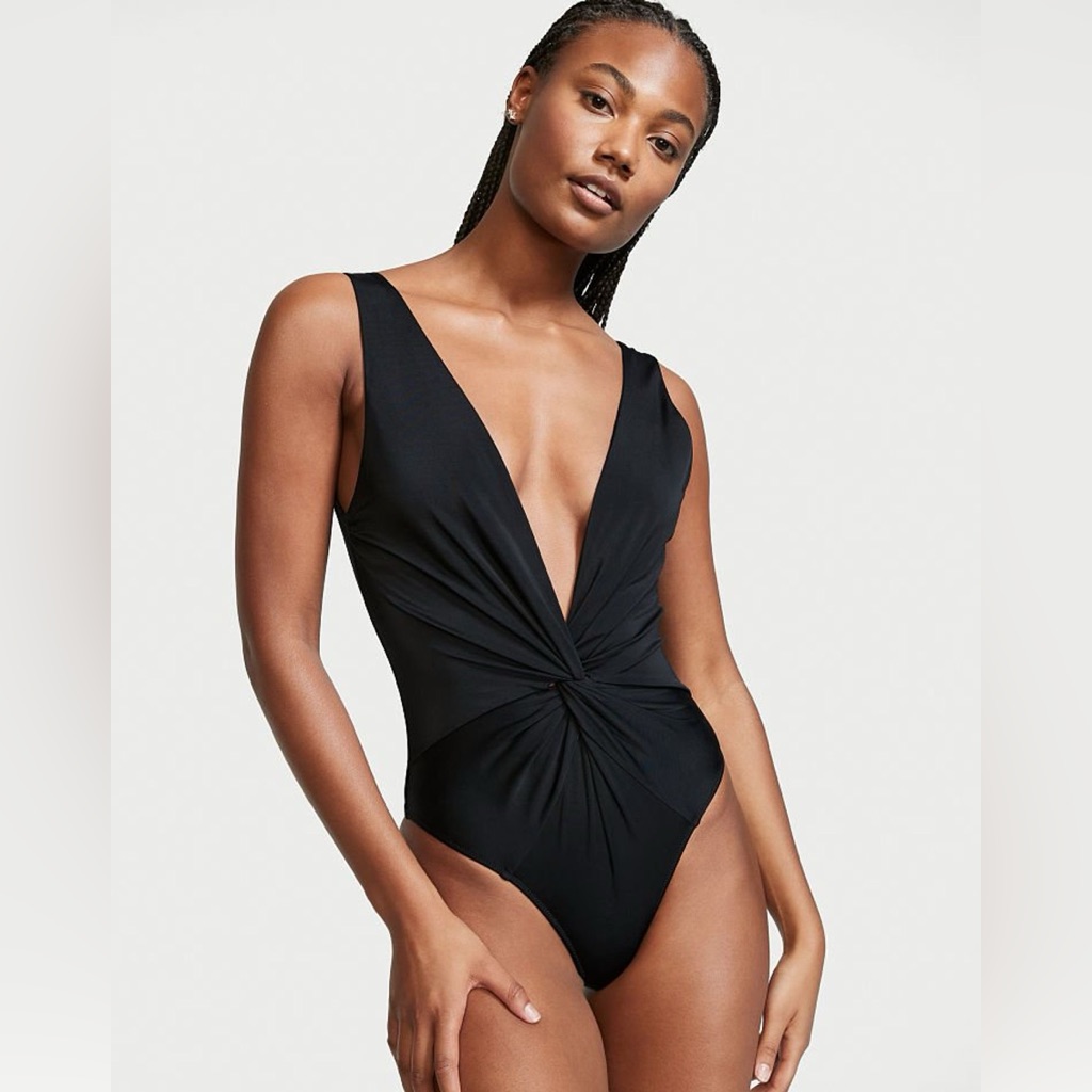 Victorias Secret Twist Front Plunge Swimsuit